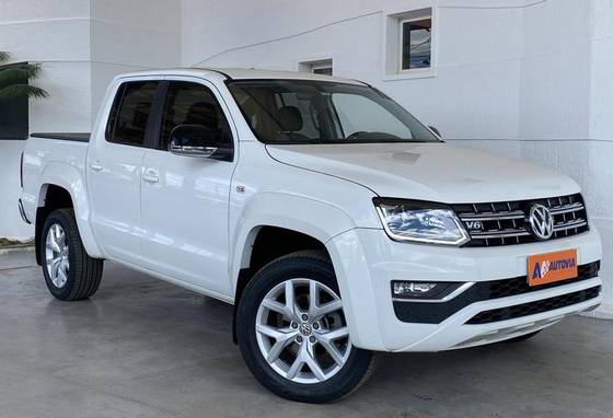 VOLKSWAGEN AMAROK 3.0 V6 TDI DIESEL HIGHLINE CD 4MOTION AUTOMÁTICO